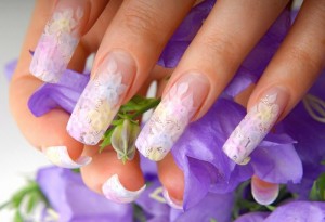 Nail-Art Blumen Design